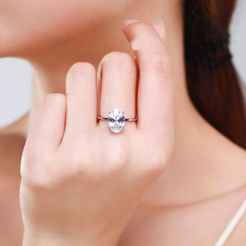Anel Belmira Solenne - Prata 925 com Zircônia Oval de Alto Brilho